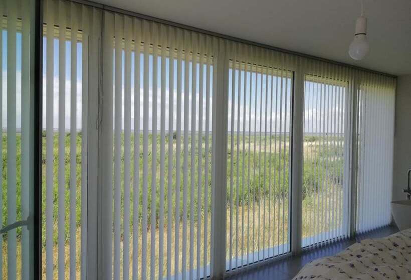 تختخواب و صبحانه Le Pilotis