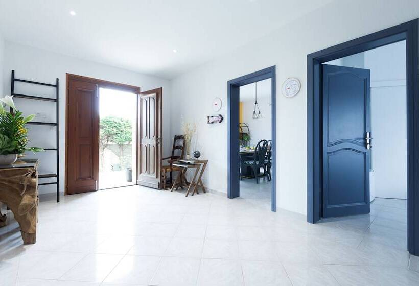 مبيت وإفطار Les Villas Du Triangle   Chambres D Hôtes