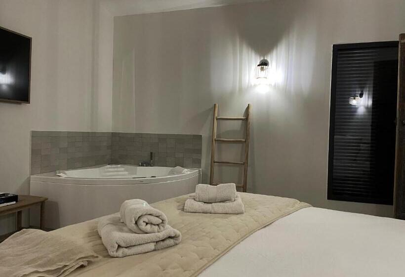 צימר Mas La Chêneraie Lourmarin   Au Calme, à 10 Mn Du Centre Ville à Pied