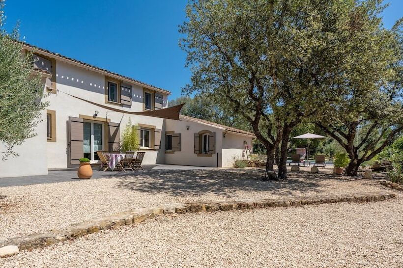 住宿加早餐  Mas La Chêneraie Lourmarin   Au Calme, à 10 Mn Du Centre Ville à Pied