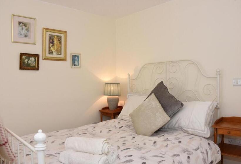 צימר Melin Tregib