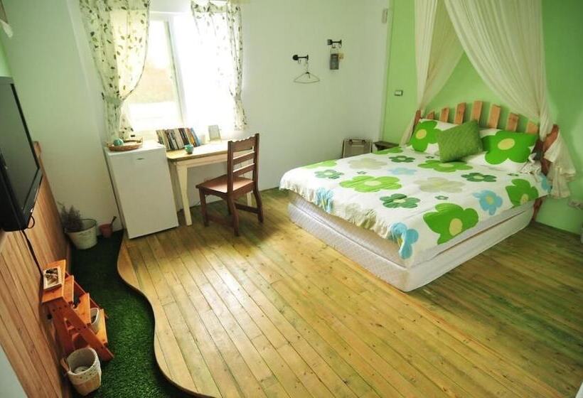 تختخواب و صبحانه Minami Kaze