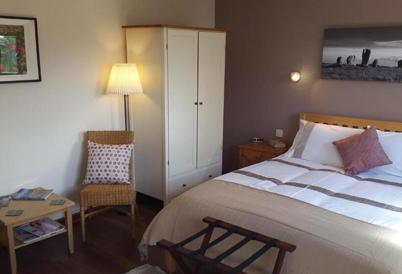 تختخواب و صبحانه Pantile Lodge