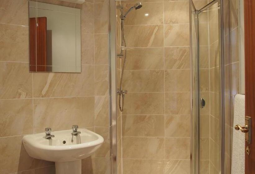 تختخواب و صبحانه Pantile Lodge