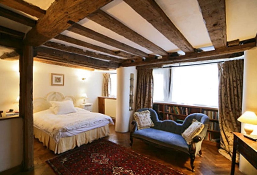 مبيت وإفطار S. Howard Guesthouse