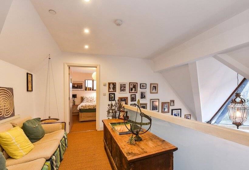 צימר The Enclave