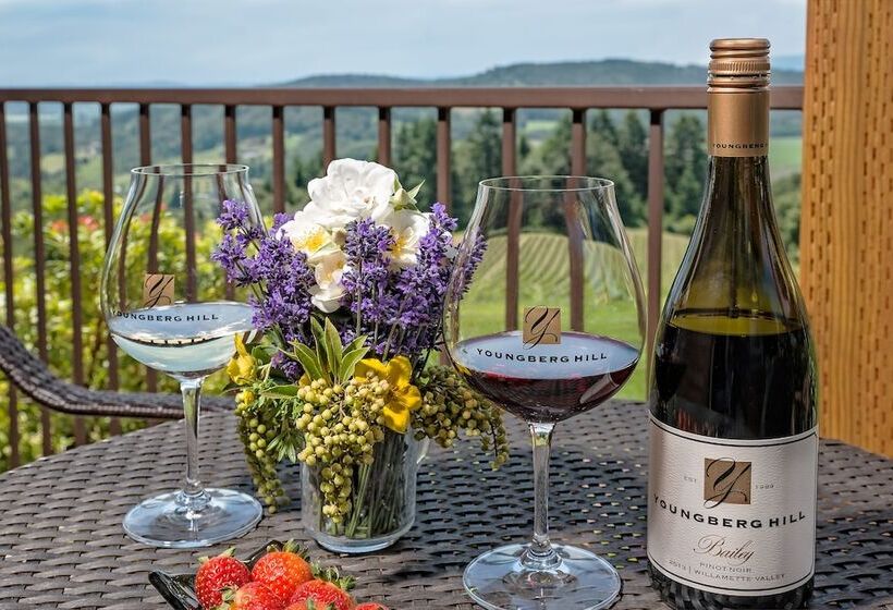 민박 Youngberg Hill