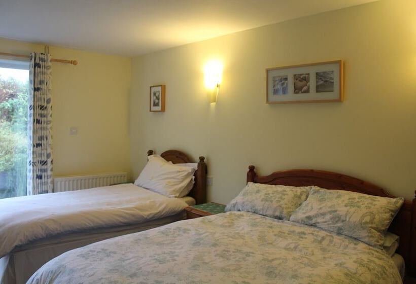 Courtlands Nurseries B&b