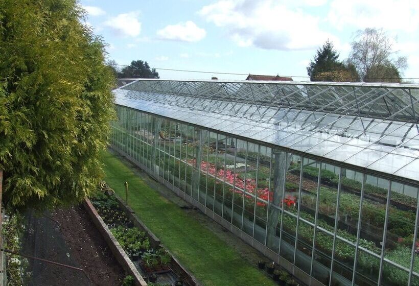 Courtlands Nurseries B&b