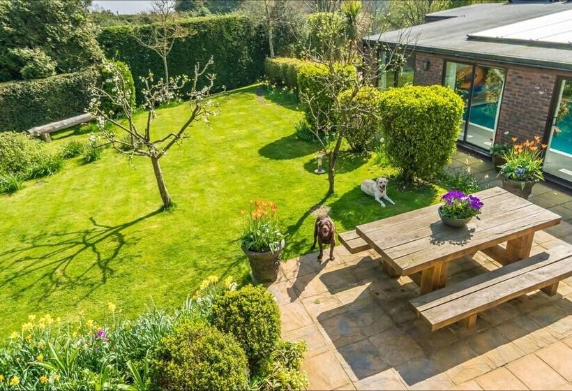 Covehurst Bay Holiday Cottages