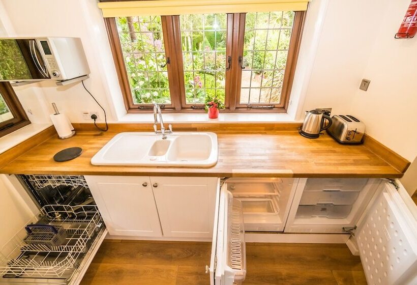 Covehurst Bay Holiday Cottages