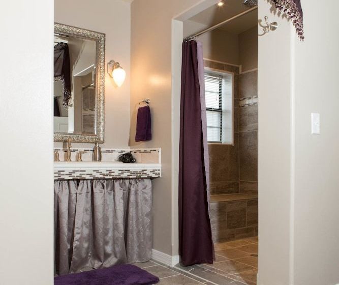 Grahamcarroll House Bed & Breakfast