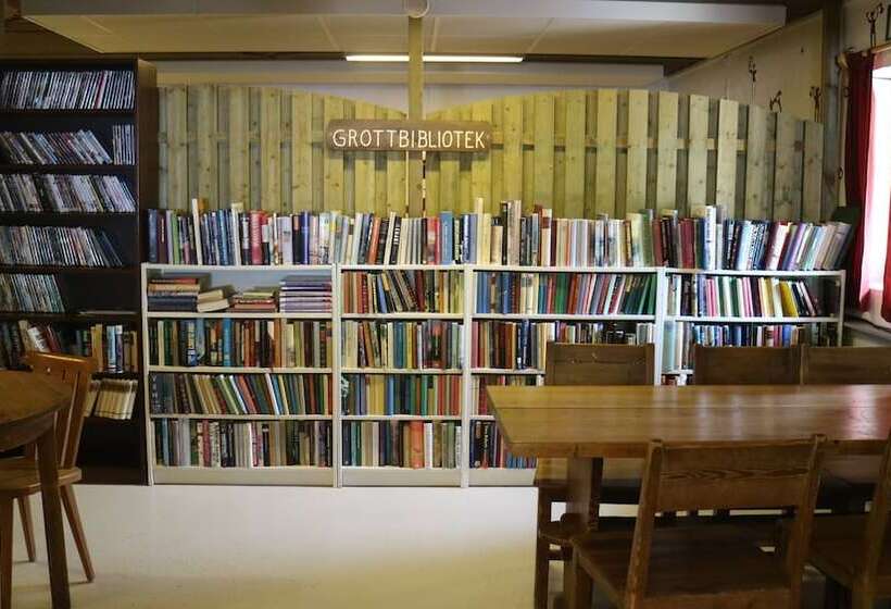 Grottbyn   Skånes Djurparks Camping