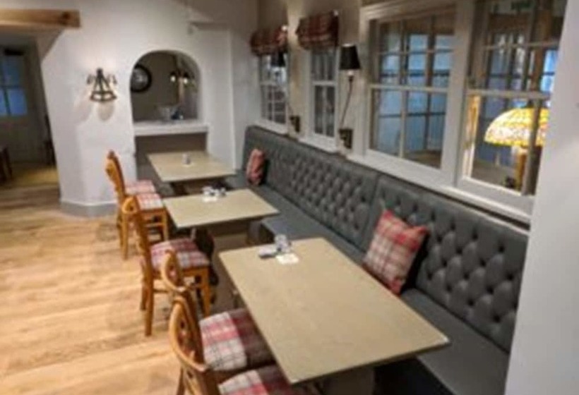 فندق فئة نجمة واحدة Lord Crewe