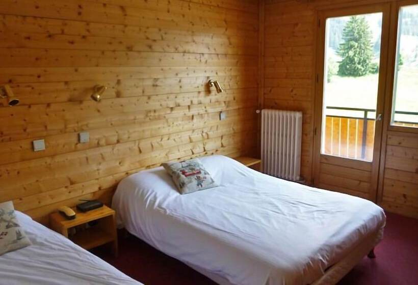 בית מלון כפרי Azureva La Clusaz Les Confins