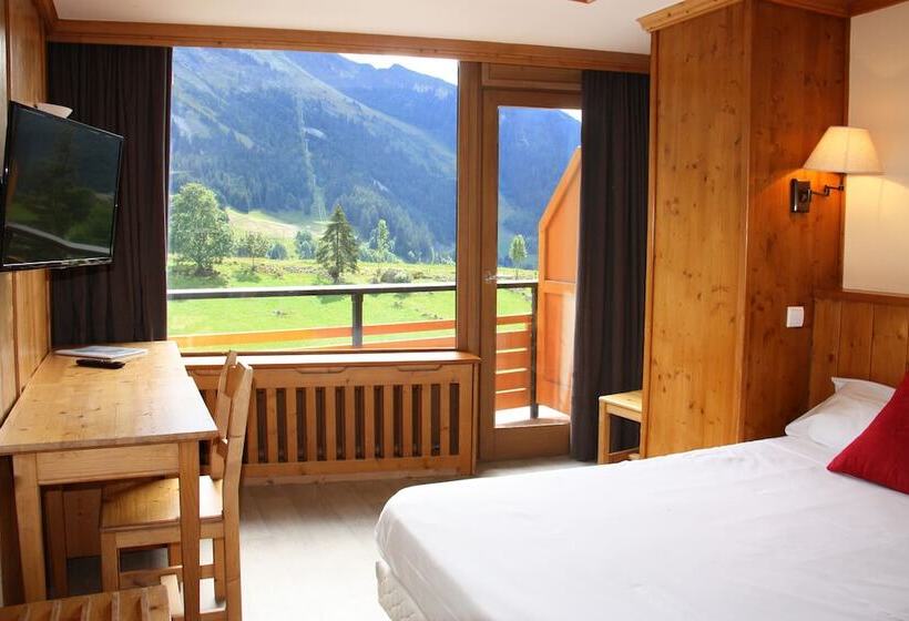 בית מלון כפרי Azureva La Clusaz Les Confins