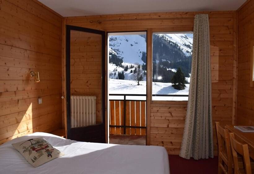 בית מלון כפרי Azureva La Clusaz Les Confins