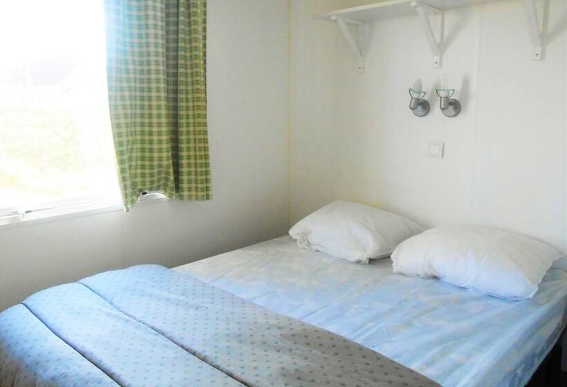 فندق Camping De Nevers