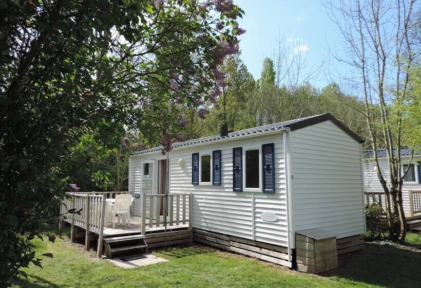 בית מלון כפרי Gite Le Bois Fleuri