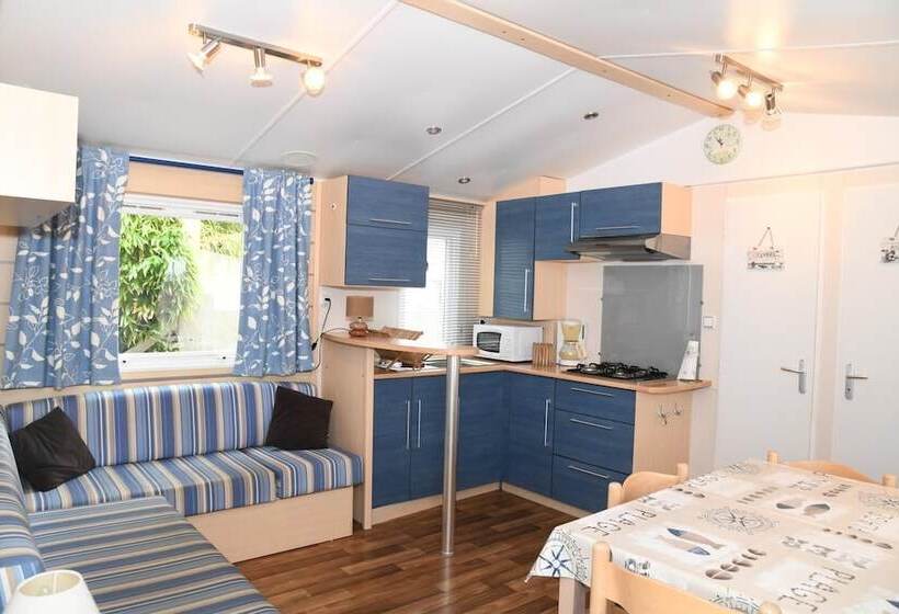 فندق Camping Le Pré Fleuri