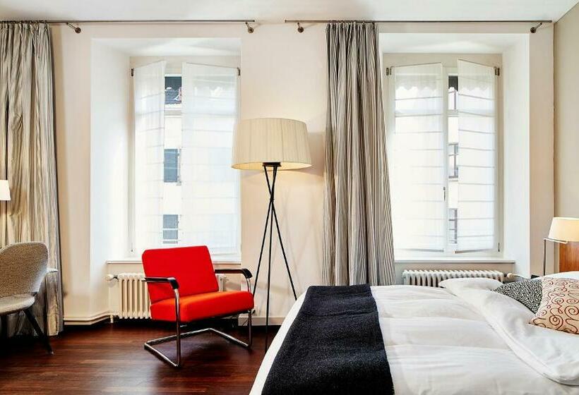 Отель Consum Boutique