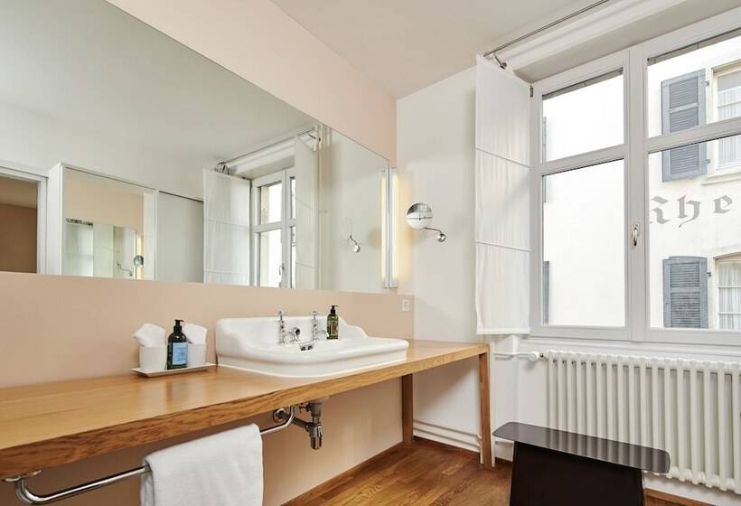 Отель Consum Boutique