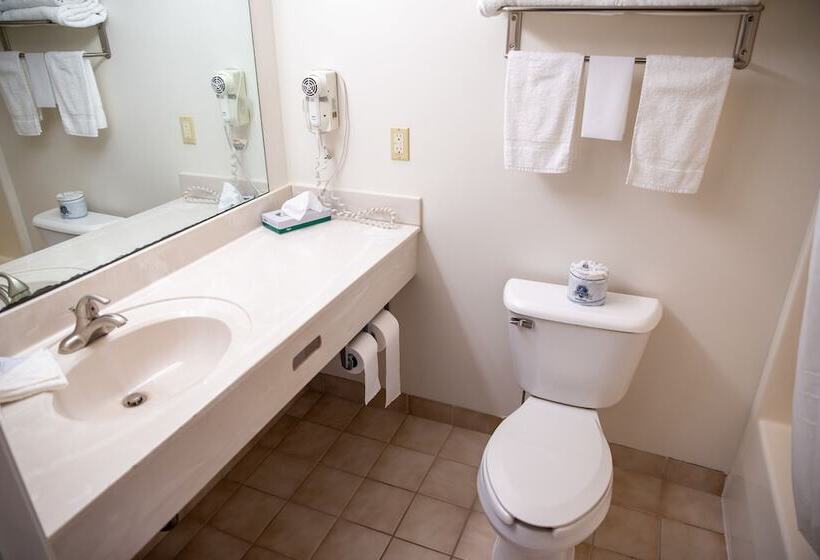 فندق Hastings Country Inn