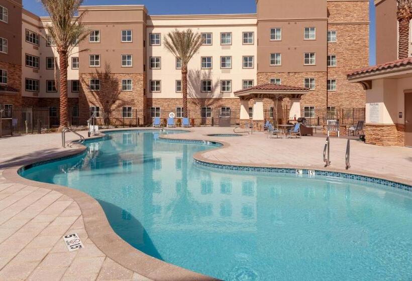 호텔 Holiday Inn Express & Suites Gilbert East Mesa, An Ihg