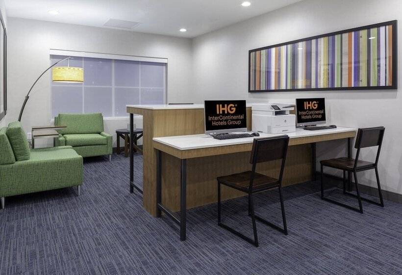 호텔 Holiday Inn Express & Suites Gilbert East Mesa, An Ihg