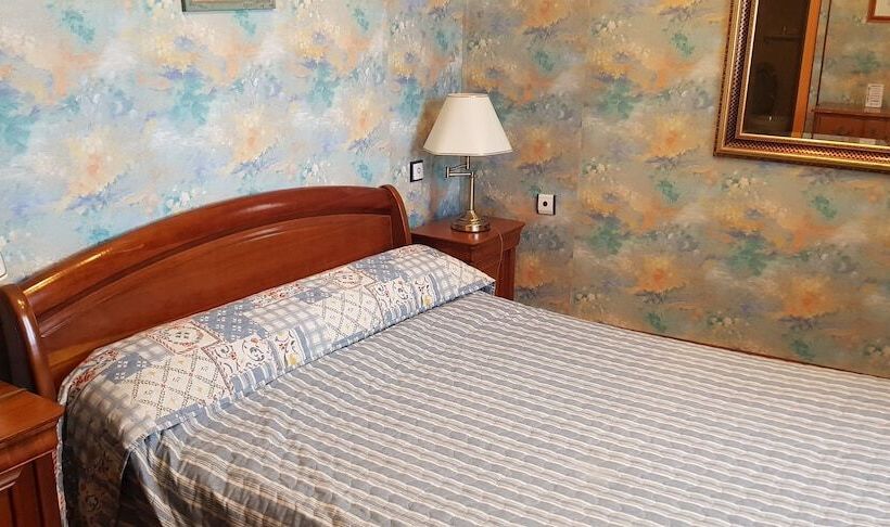 호텔 Hôtel Louise De La Vallière