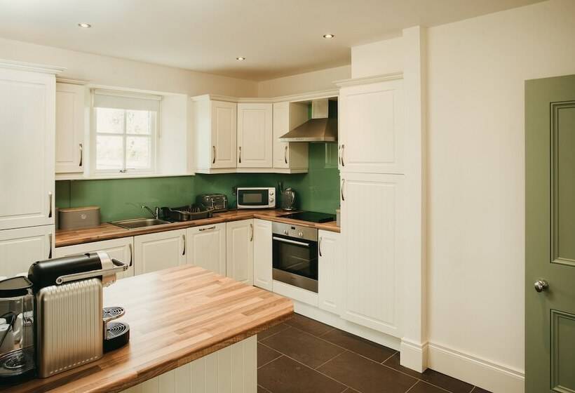 فندق Killeavy Castle Estate