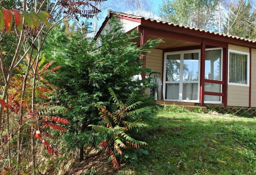 בית מלון כפרי Les Lacs De Courtes