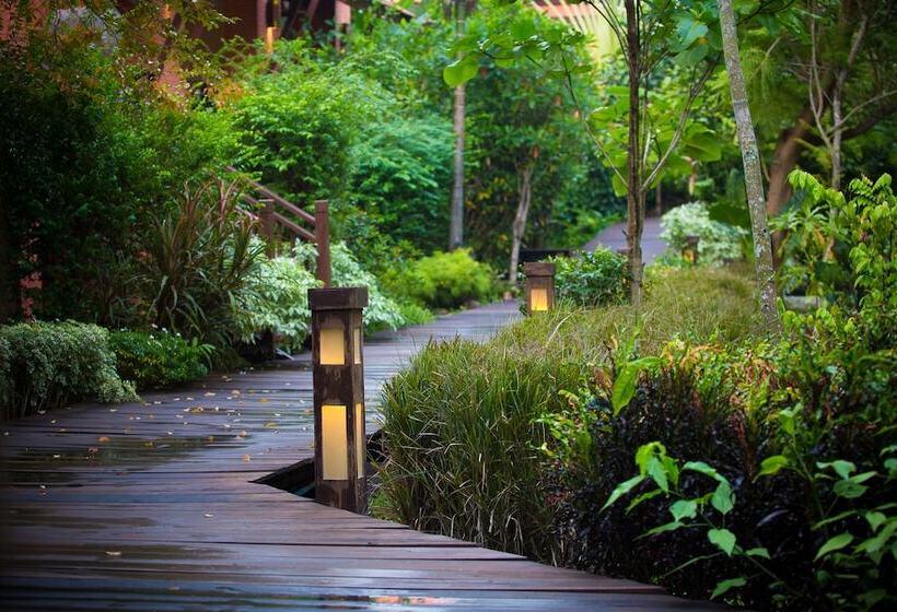 Отель Ruen Pruksa Boutique Resort