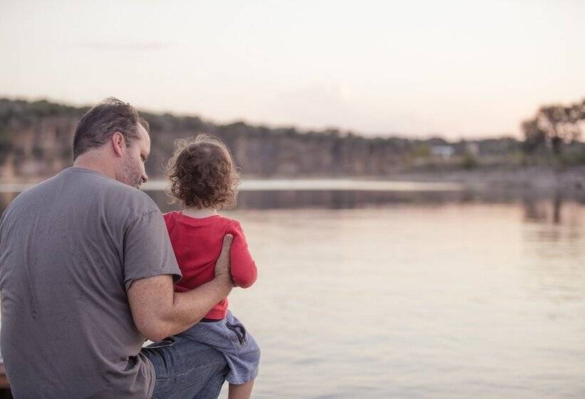 Отель Thunderbird Resort & Event Center