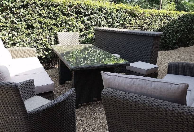 فندق Tor Farm Lodge