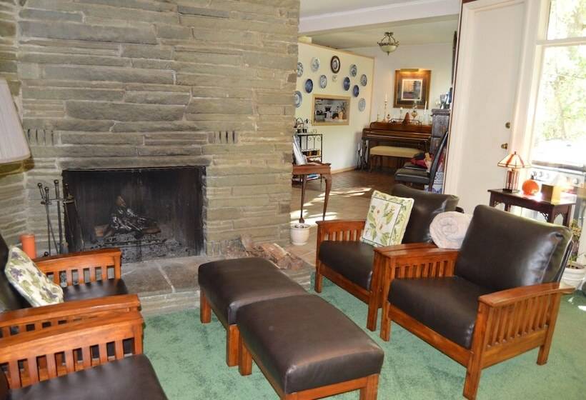 Inn The Woods Bed And Breakfast