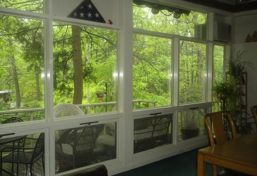 Inn The Woods Bed And Breakfast