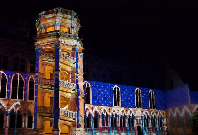 Le Relais Du Petit Lion