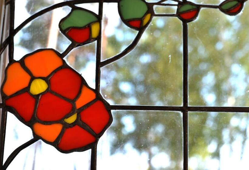 Nymans Bed & Breakfast