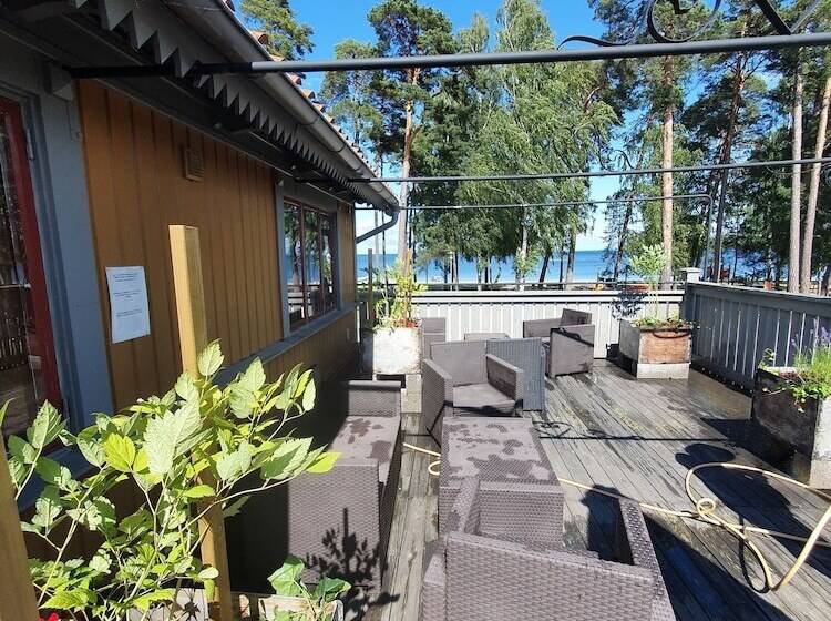 Nymans Bed & Breakfast