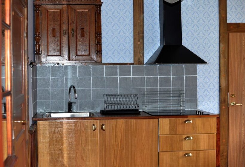 Nymans Bed & Breakfast