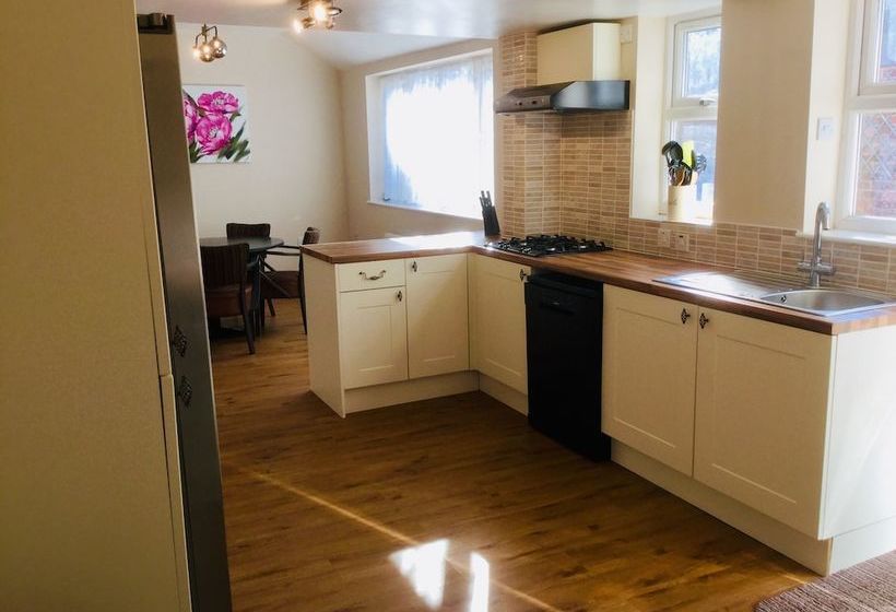 ペンション Abbe House