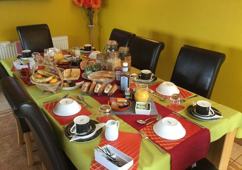 بنسيون Broomlea