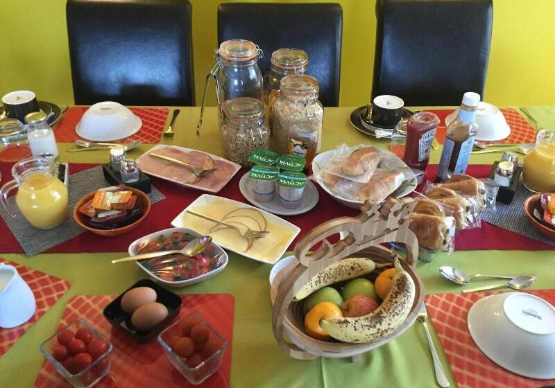 بنسيون Broomlea