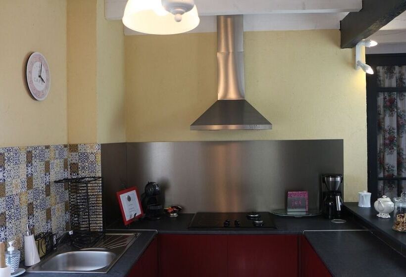 پانسیون Chambres Et Gîte Peyroutas Amélie à Vignonet St Emilion