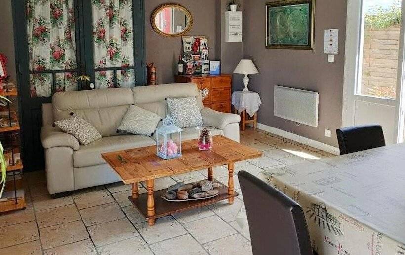 پانسیون Chambres Et Gîte Peyroutas Amélie à Vignonet St Emilion