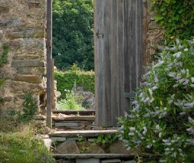 Пансион Cuffern Manor