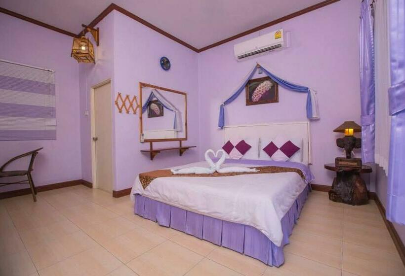 پانسیون Family Resort Chumphon