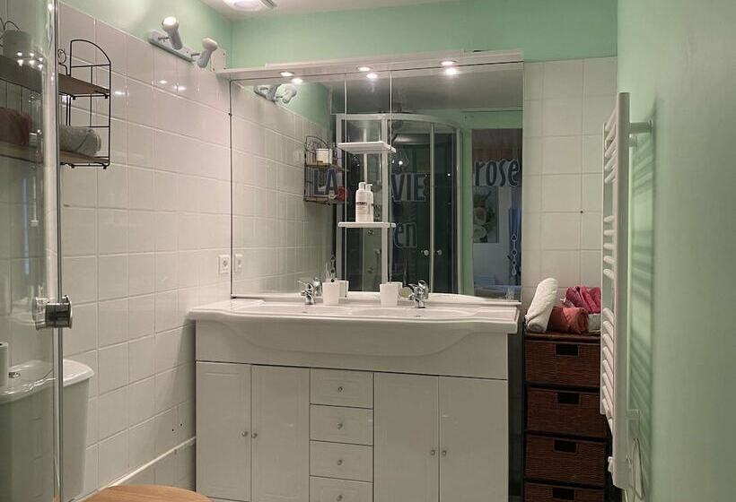 بنسيون Logis Des Lauriers Roses