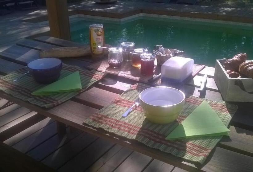 פנסיון Mas Des Rabasses